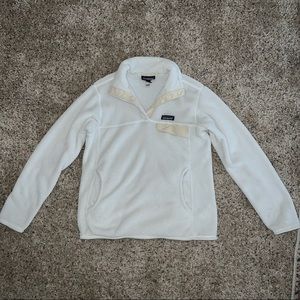 Cream Patagonia pullover